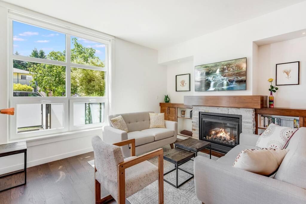 فكتوريا Cedar Hill Sunlit Stay - Bright Spacious & Modern المظهر الخارجي الصورة