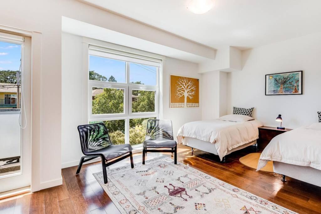 فكتوريا Cedar Hill Sunlit Stay - Bright Spacious & Modern المظهر الخارجي الصورة