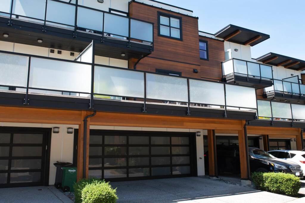 فكتوريا Cedar Hill Sunlit Stay - Bright Spacious & Modern المظهر الخارجي الصورة