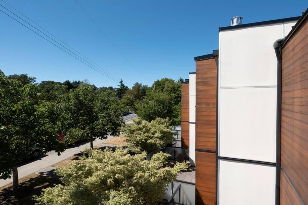 فكتوريا Cedar Hill Sunlit Stay - Bright Spacious & Modern المظهر الخارجي الصورة